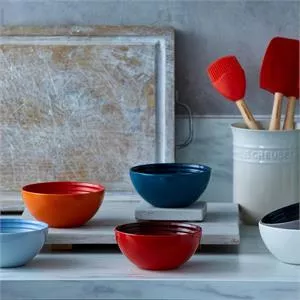 Le Creuset Cerise Stoneware Small Serving Bowl
